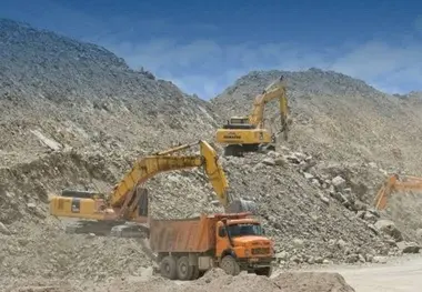 آغاز عملیات اجرایی آزادراه اردکان-مهریز با سرمایه‌ گذاری ۷۰ همتی