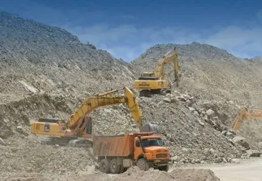 آغاز عملیات اجرایی آزادراه اردکان-مهریز با سرمایه‌ گذاری ۷۰ همتی
