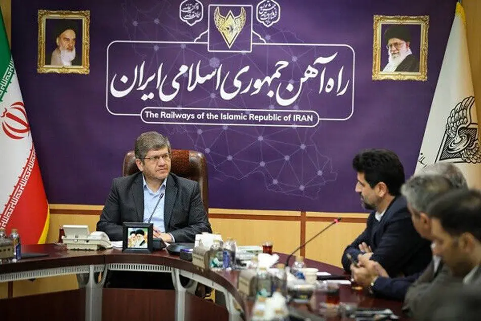پیشنهاد ورود نمایندگان شرکت های ریلی در بخشی از ساختار راه آهن