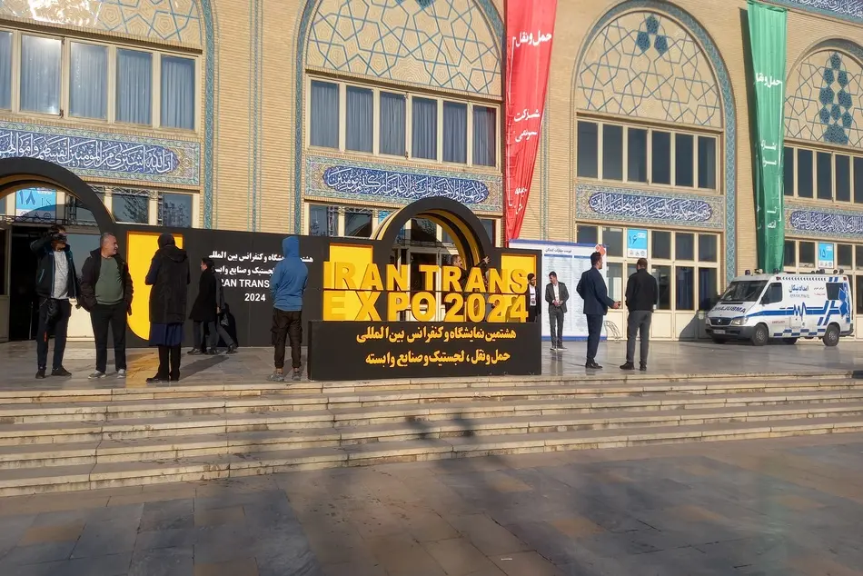 تقویت پیوند دانشگاه و صنعت در نهمین نمایشگاه حمل‌ونقل و لجستیک 