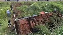 واژگونی اتوبوس گردشگری در غرب مکزیک با ۱۱ کشته و ده‌ها زخمی