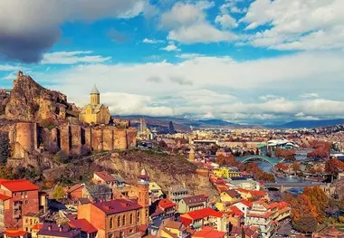 لغو ویزای ایران و گرجستان باقی می‌ماند