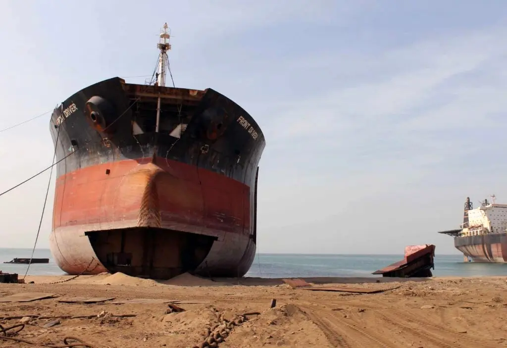خاموشی و سکوت سنگینی بر بازار صنعت اوراق کشتی حاکم است