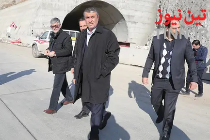 بازدید وزیر راه و شهرسازی از منطقه یک آزادراه تهران - شمال
