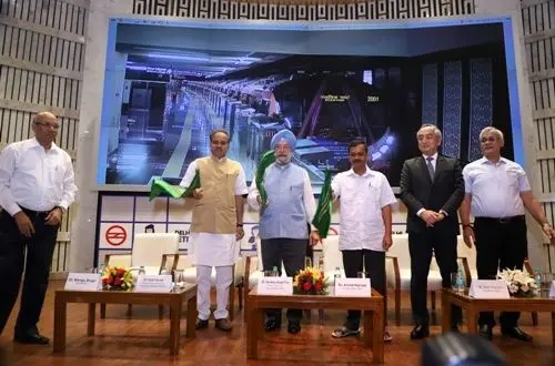 Delhi opens metro Pink Line extension