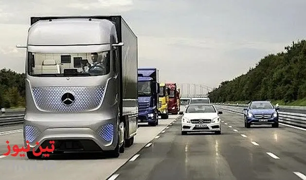 A self - driving Mercedes - Benz truck drove on Germany’s Autobahn