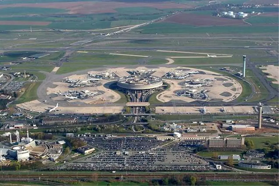 تا پایان سال 99 پروژه‌های عمرانی فرودگاه سقز به اتمام می‌رسند