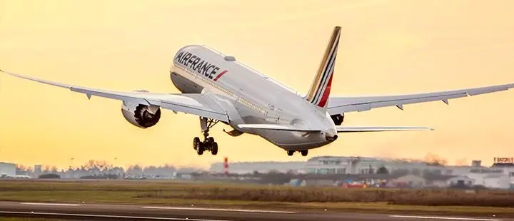 Air France takes delivery of its seventh Boeing 787