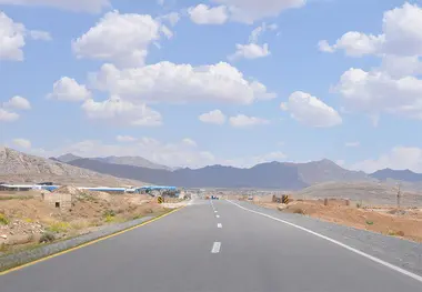 احداث و بهسازی ۲۱ پروژه راهسازی ترانزیتی و ملی در اصفهان