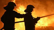 آتش‌سوزی واحد فرآوری مشتقات نفتی در کرمانشاه+ فیلم