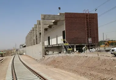 بهر‌ه‌ برداری از متروی پرند در هفته دولت 