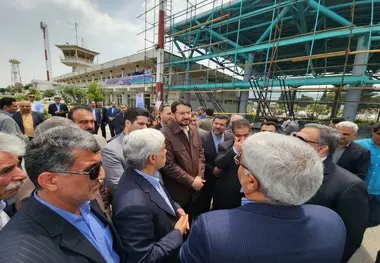 آمادگی وزارت راه و شهرسازی برای واگذاری فرودگاه ها به بخش خصوصی 
