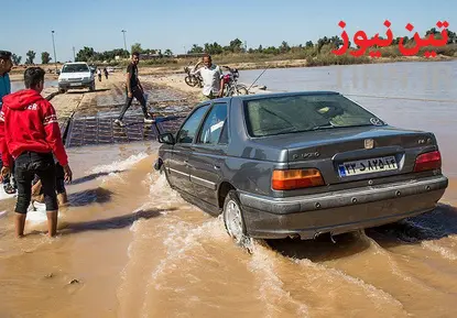 تخریپ پل ارتباطی به علت طغیان رودخانه - خوزستان