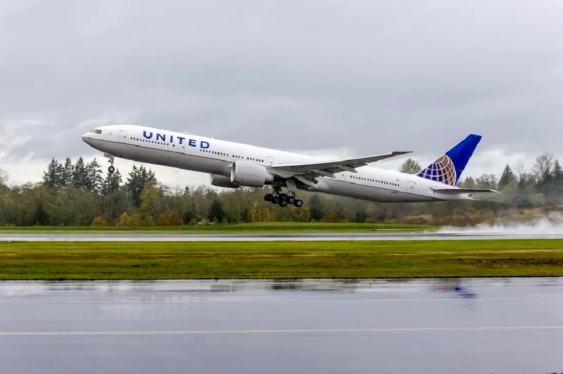 United redeploying 767 fleet to address crew issues