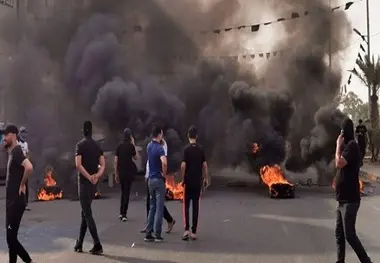 آشوب در بغداد سفرهای اربعین را تا اطلاع ثانوی لغو کرد+ فیلم