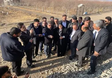 پایان ریل گذاری راه آهن دوخطه قزوین–زنجان؛ افتتاح ۴۵۷۷ واحد مسکن حمایتی با حضور وزیر راه