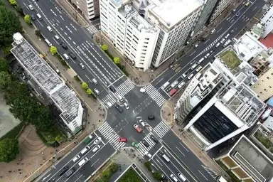 توسعه سیستم‌ های مدیریت ترافیک هوشمند در تقاطع‌ های فاقد چراغ راهنما