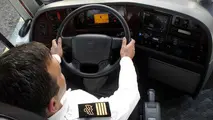 کمبود راننده و استفاده از رانندگان بازنشسته اتوبوس در جابجایی زائران اربعین 