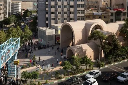 پلازا ایستگاه مترو جهاد (17)
