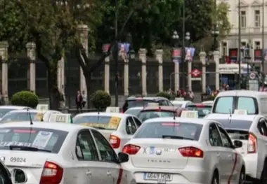 ناوگان حمل و نقل عمومی در همدان مطلوب نیست