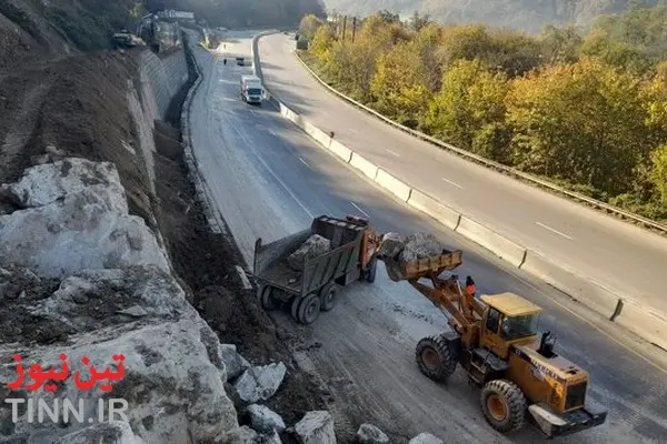 عملیات گسترده یخ زدایی در محور بیجار–دیواندره؛ گردنه چنگیز قلعه بازگشایی شد