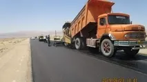 اتمام عملیات روکش آسفالت گرم در محور بشرویه- ارسک بطول 3 کیلومتر 