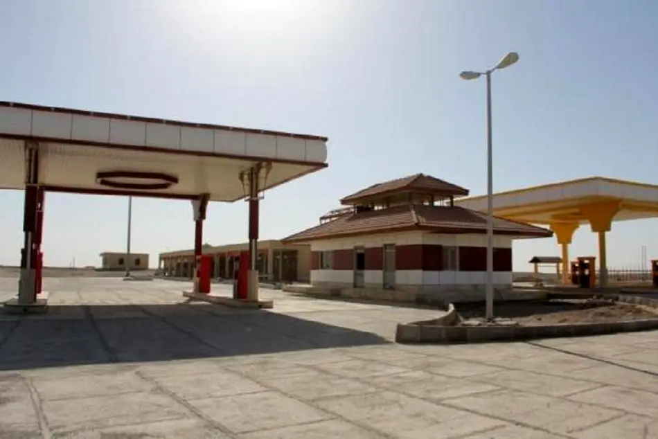 مناسب سازی مجتمع های بین راهی بوشهر برای معلولان و جانبازان