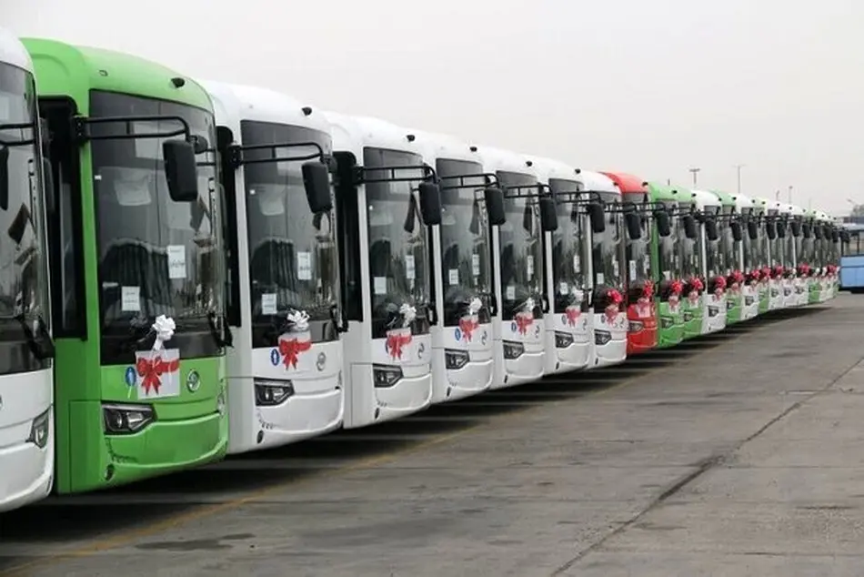 امسال ۱۵۳ دستگاه اتوبوس سهمیه وزارت کشور به اصفهان تحویل می شود