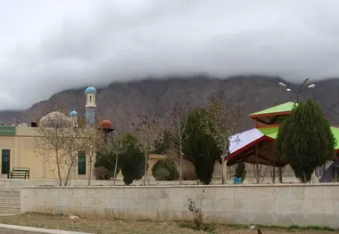 تعداد انگشت شمار مجتمع های چندمنظوره رفاهی در جاده ها