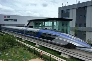  فیلم| چین دارنده بزرگ ترین شبکه ریلی پرسرعت جهان