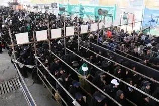 فیلم| وضع تردد در محورهای منتهی به مرزهای اربعین