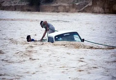 آماده باش هلال احمر در پی رگبار باران و وزش باد در ۱۶ استان

