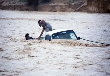 آماده باش هلال احمر در پی رگبار باران و وزش باد در ۱۶ استان

