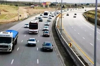 ثبت بیش از ۲ میلیون و ۸۰۰ هزار تردد جاده‌ ای استان کرمان