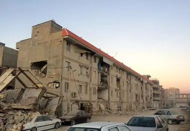 پس‌لرزه‌ها در کرمانشاه به 141 مورد رسید/ چنین زلزله بزرگی در غرب کشور سابقه نداشت