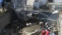 تصاویر| سقوط هواپیمای مسافربری پاکستان