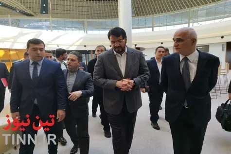 گزارش تصویری| بازدید وزیر راه و شهرسازی از فرودگاه زنگیلان
