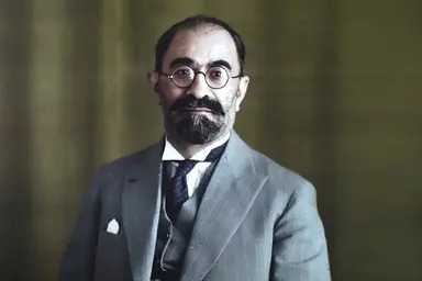 از جاده تهران قزوین تا کنفرانس پاریس؛ روایت سفر فروغی و بحران حمل و نقل و راه در ایران ۱۲۹۷