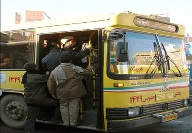  ۴۰۰ متقاضی طرح جایگزینی مینی‌بوس فرسوده تاکسی خود را تحویل گرفتند 