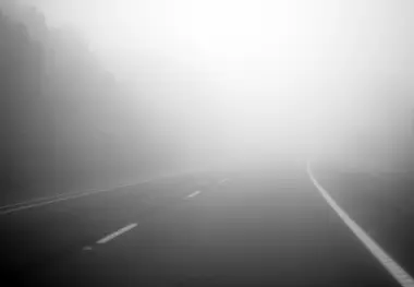 برخی جاده های استان مرکزی مه آلود است