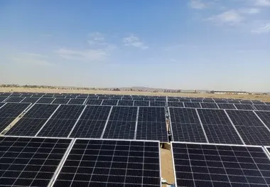 بهره برداری اولین نیروگاه خورشیدی در راه آهن منطقه اصفهان