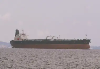 Cargo leakage from Iranian tanker stopped