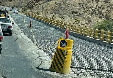 عکسی از چگونگی اصلاح پل رفت جاده فیروزکوه - تهران