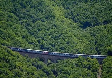 افزایش ۱۸ درصدی بار و ۳۸ درصدی مسافر در راه آهن شمال