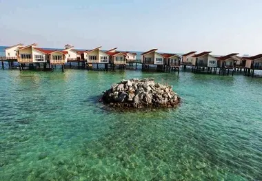 ساخت 38 هتل ساحلی در کیش