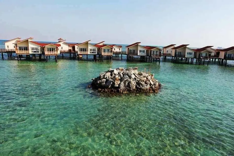ساخت 38 هتل ساحلی در کیش