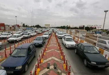 خروج خودروهای شخصی از استان تهران ممنوع است