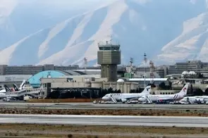 جابجایی مجسمه والرین از میدان انقلاب به ورودی فرودگاه مهرآباد/ کاش به‌ جای والرین، کوروش به استقبال می‌ آمد! 