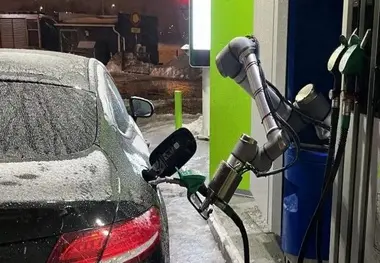 ربات‌ ها متصدی پمپ بنزین