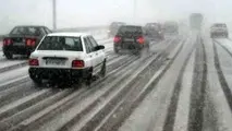 تردد خودرو در چهار گردنه استان زنجان با زنجیرچرخ انجام می شود